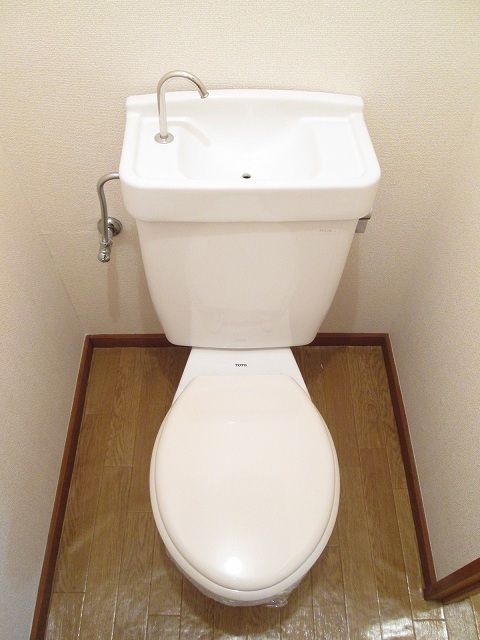 【エルディム宮１のトイレ】