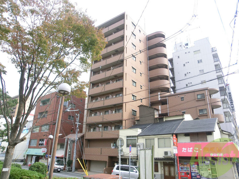 神戸市中央区橘通のマンションの建物外観