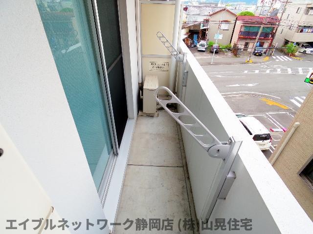 【静岡市葵区横田町のマンションのバルコニー】