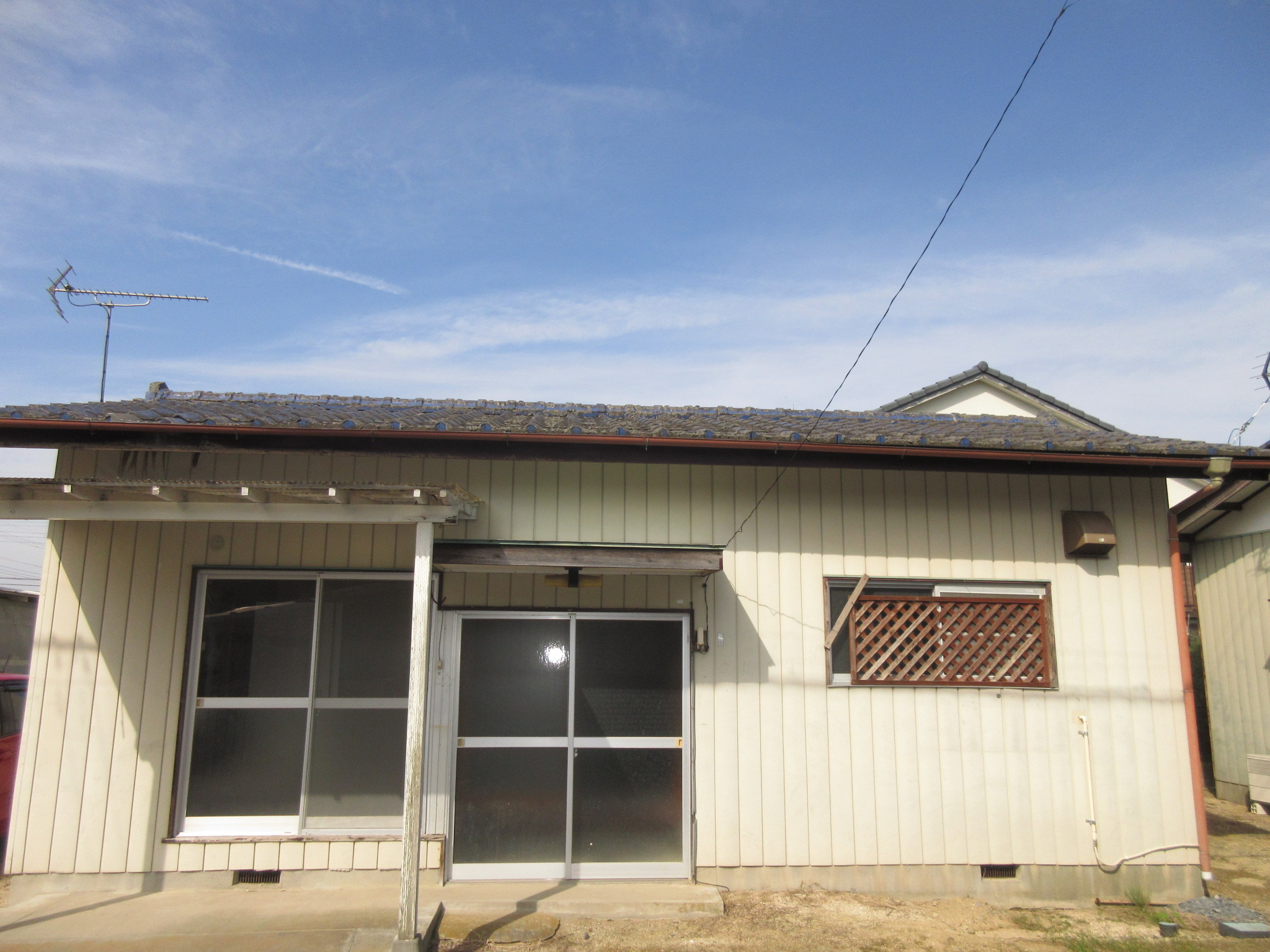 市村（西原）住宅の建物外観