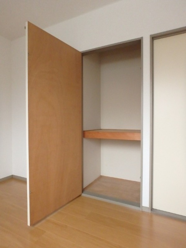 収納　図面と現状に相違がある場合には現状を優先