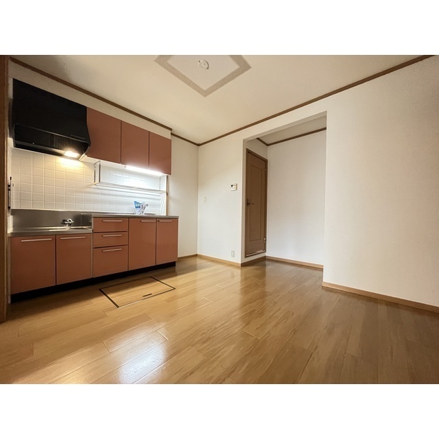 居室・リビング　※同タイプ別室の写真となります。