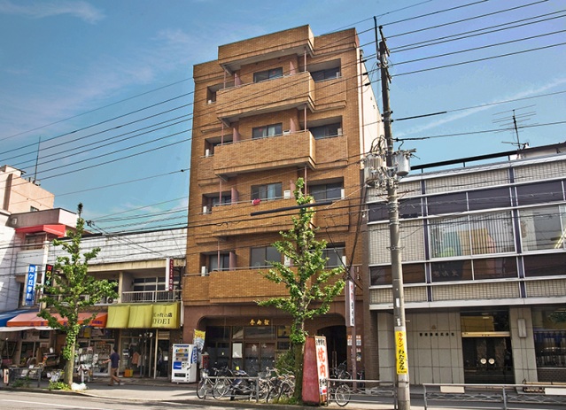 サンシャインビル晋州館の建物外観