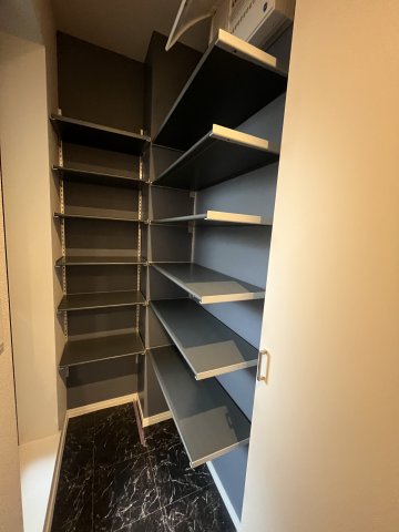 収納　大容量のシューズクローク、お靴の収納には困りません