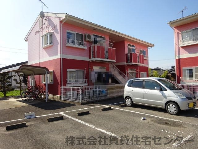 和歌山市布施屋のアパートの建物外観