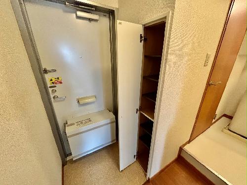 収納　設備・仕様は号室により異なる為、現況を優先いたします。