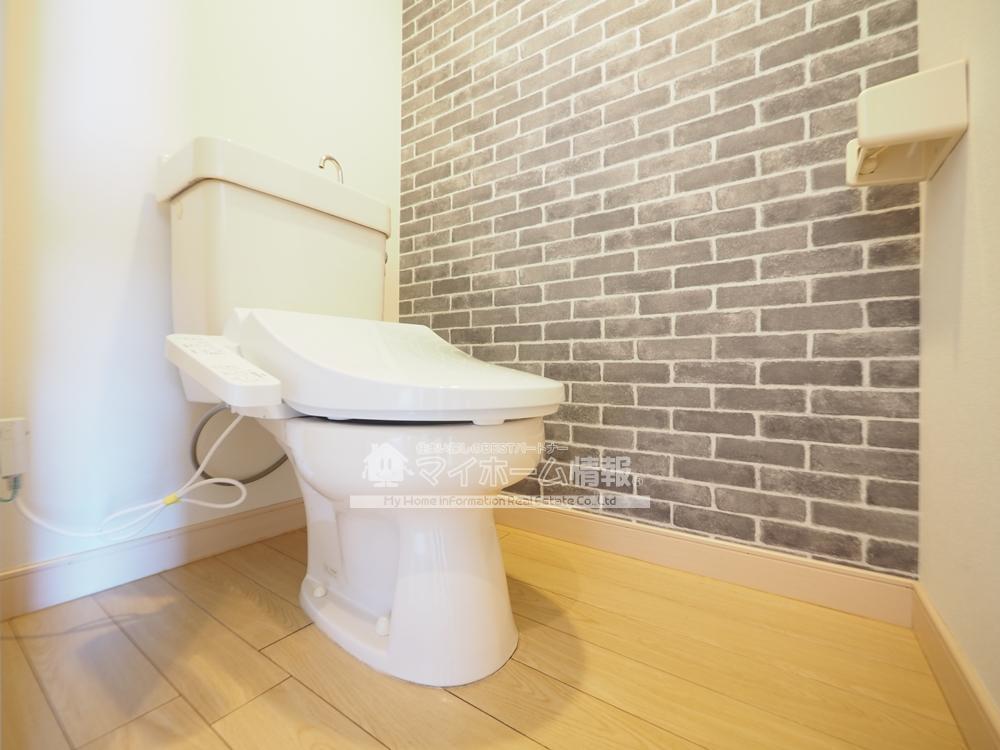 トイレ　清潔感あるトイレ