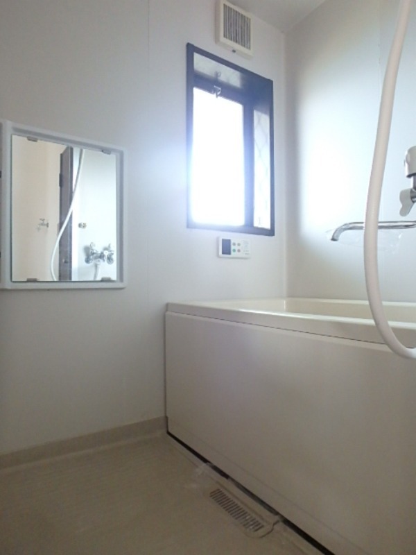 バス・シャワールーム　図面と現状に相違がある場合には現状を優先