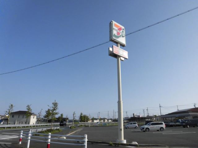 コンビニ　セブンイレブン（コンビニ）まで910m