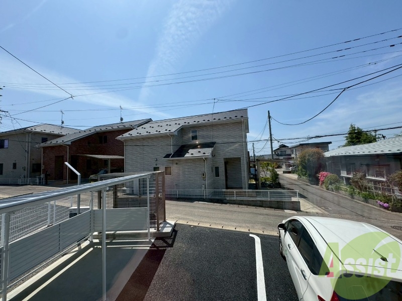 トイレ　こちらがお部屋からみた眺望です。日差しがとても届きます。