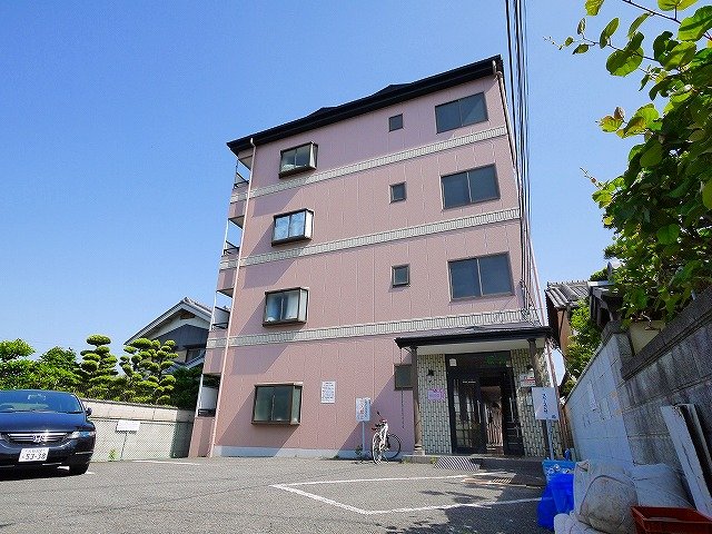 建物外観　おしゃれな外観です