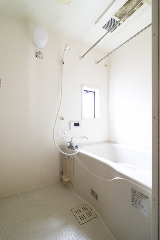 バス・シャワールーム　図面と現状に相違がある場合には現状を優先