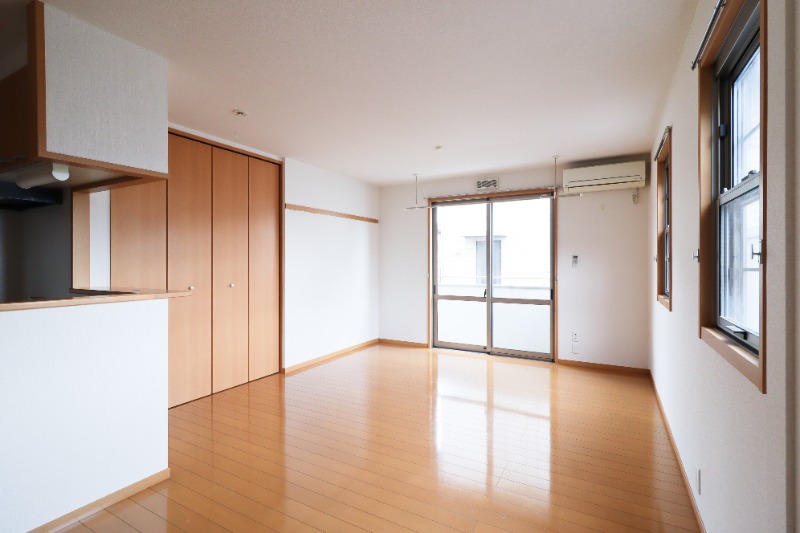 居室・リビング　図面と現状に相違がある場合には現状を優先