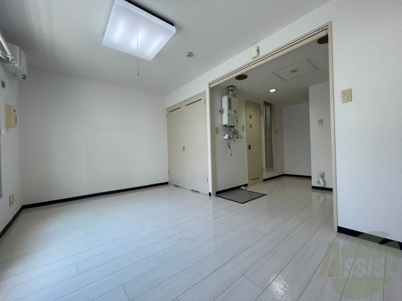 居室・リビング　明るいお部屋は気持ちよく過ごせそうですね。