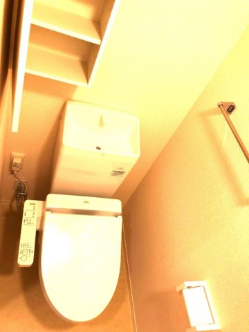 トイレ　206 トイレ