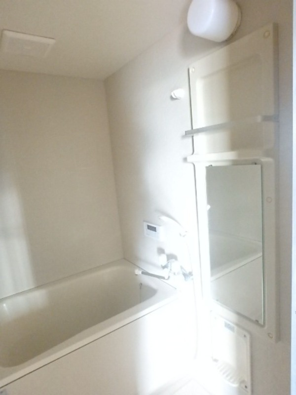 バス・シャワールーム　図面と現状に相違がある場合には現状を優先