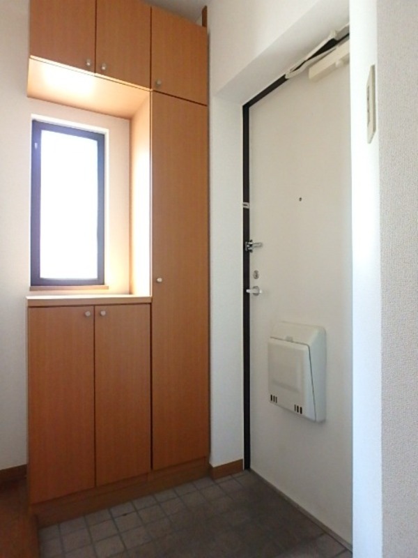 玄関　図面と現状に相違がある場合には現状を優先