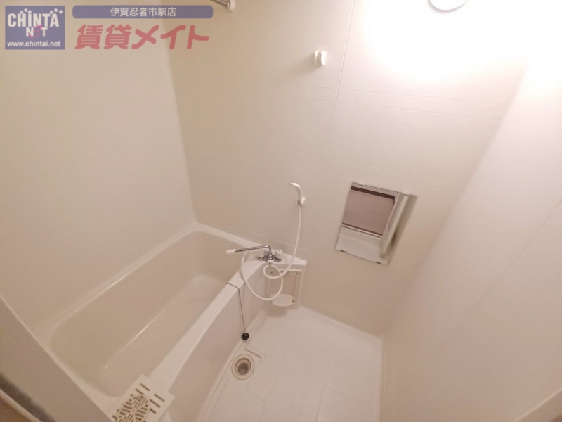 バス・シャワールーム　別部屋参考写真です