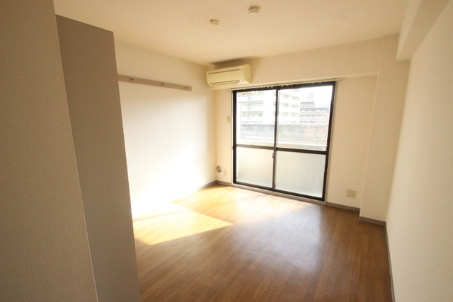 居室・リビング　他号室の写真です