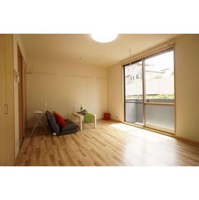 居室・リビング　広々とした９帖のリビング！