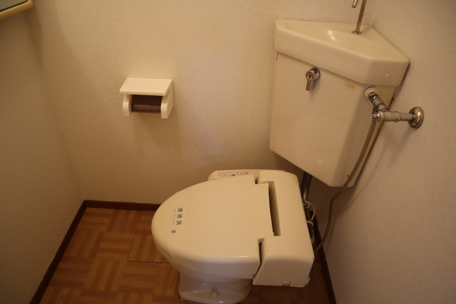 トイレ　シンプルで使いやすいトイレです