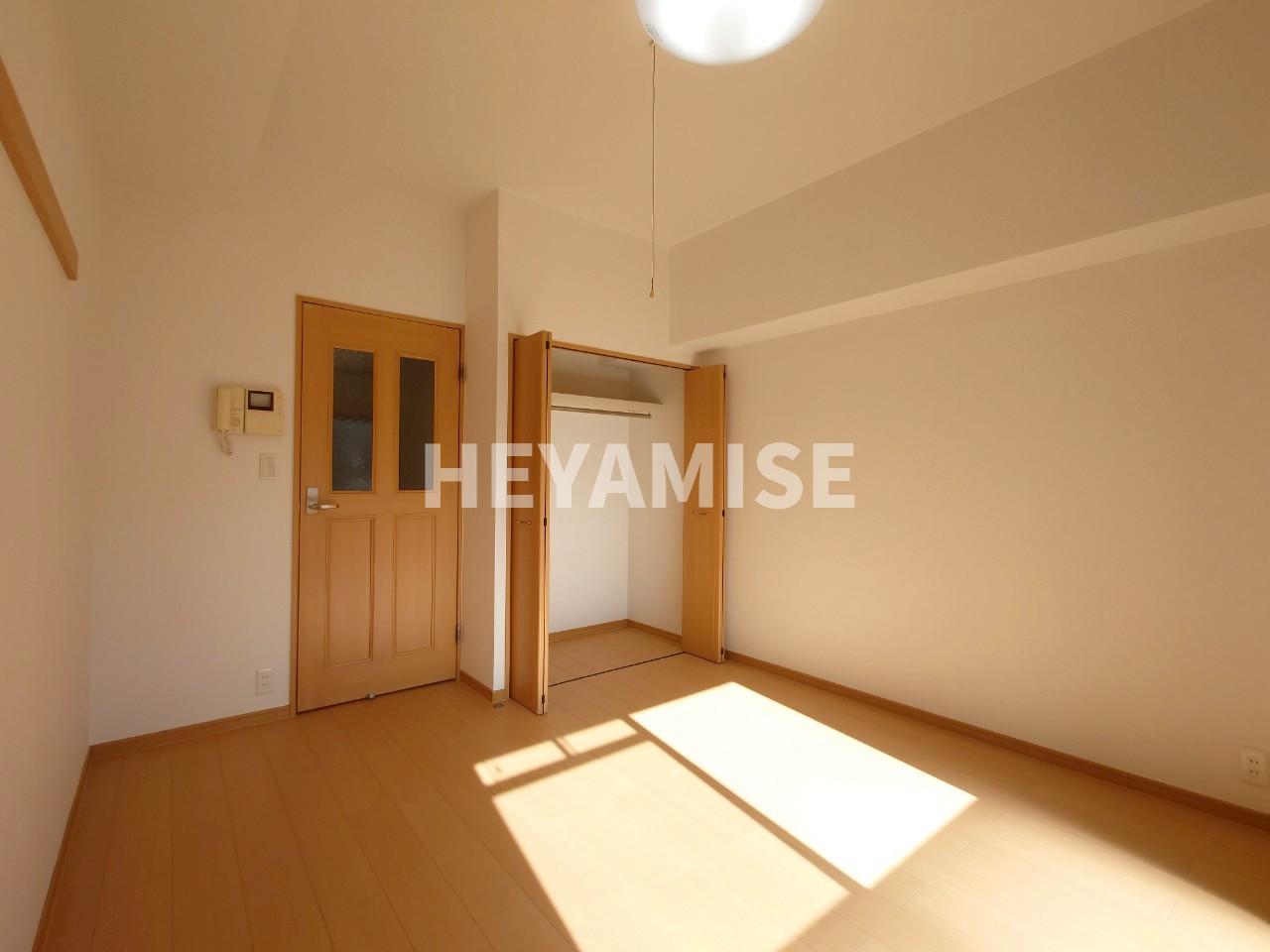 居室・リビング　※同間取りの別の階のお部屋の画像です※現況を優先します