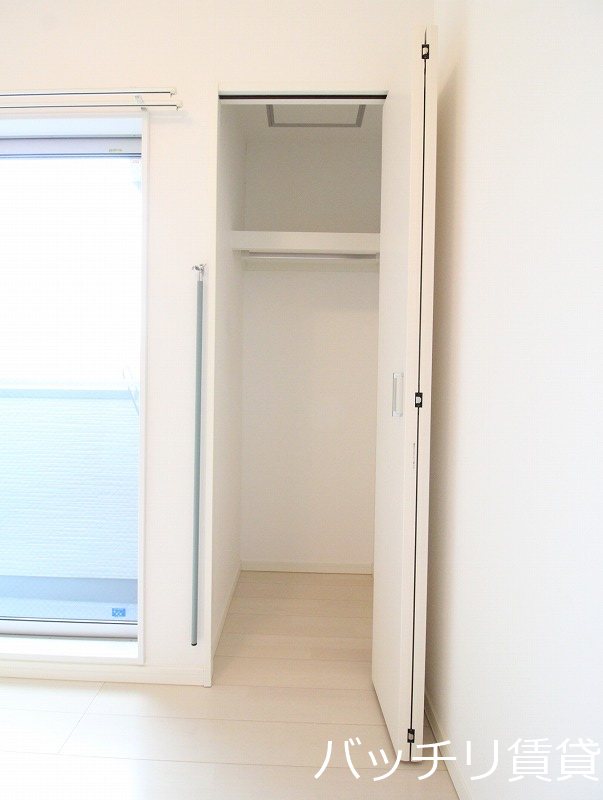 収納　同型タイプの為、現状を優先致します。