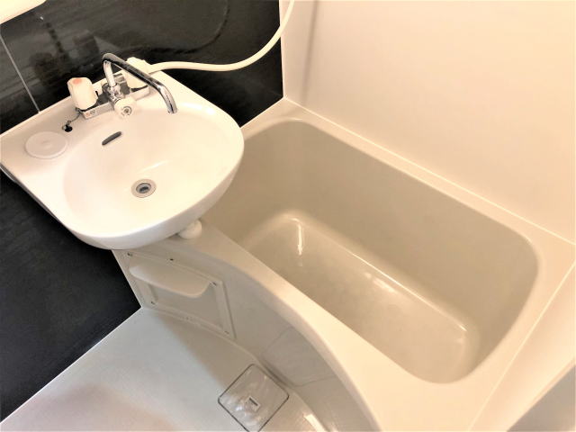 バス・シャワールーム　同仕様