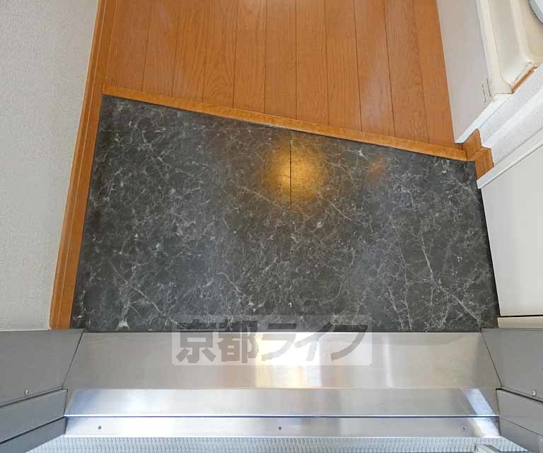 玄関　玄関です。