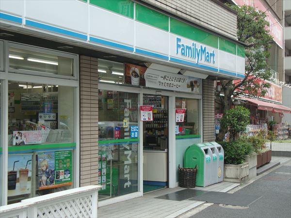 コンビニ　ファミリーマート上池袋店（コンビニ）まで392m
