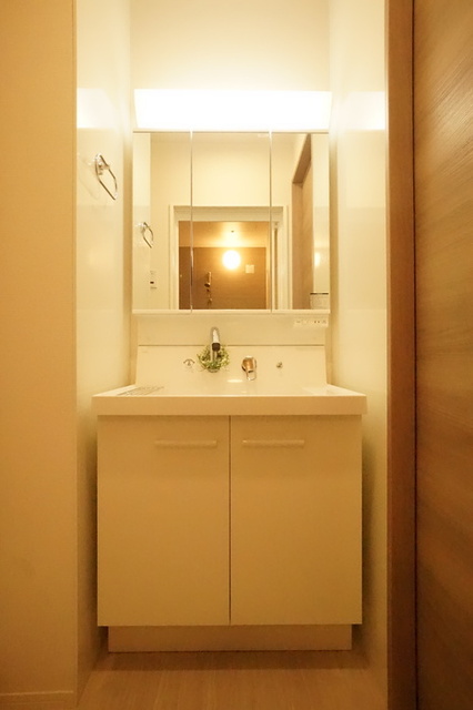 洗面設備　洗髪洗面化粧台