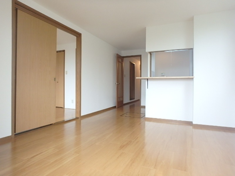 居室・リビング　図面と現状に相違がある場合には現状を優先