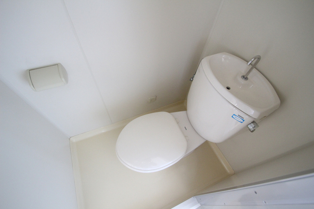 トイレ　個室トイレで落ち着く！