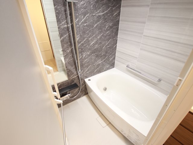 バス・シャワールーム　別室の参考写真です。※現況優先