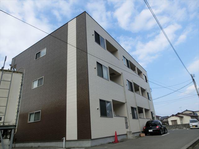 グラレオン鶴田の外観写真