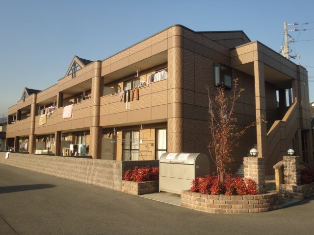 建物外観　外観写真（昼）