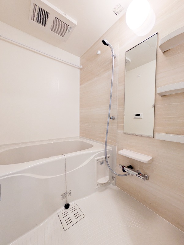 バス・シャワールーム　図面と現状に相違がある場合には現状を優先