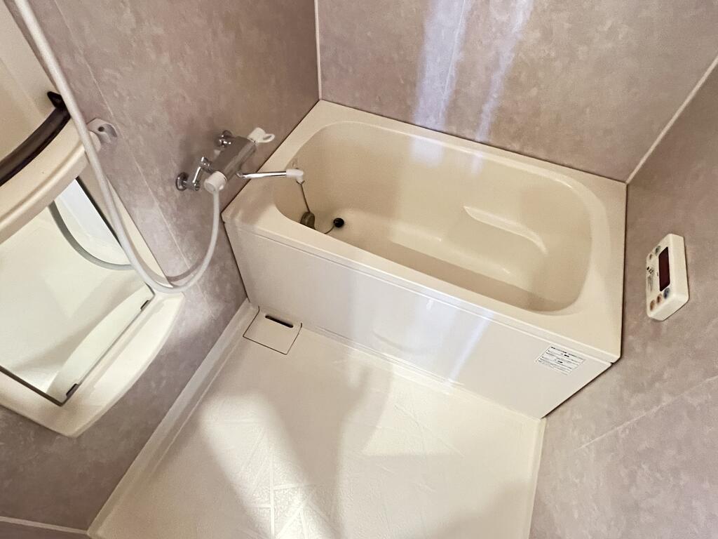 バス・シャワールーム　※同建物別部屋