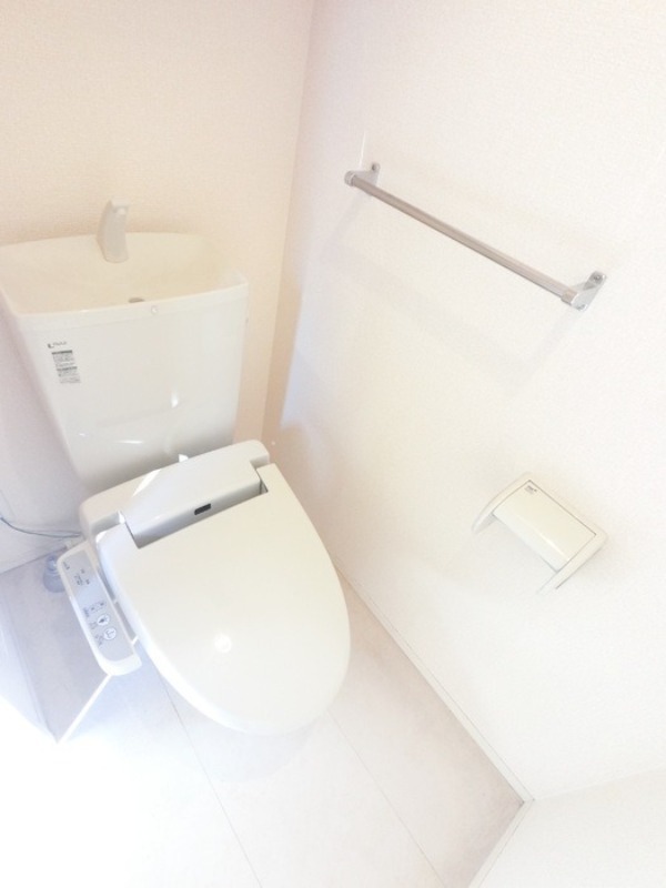 トイレ　図面と現状に相違がある場合には現状を優先