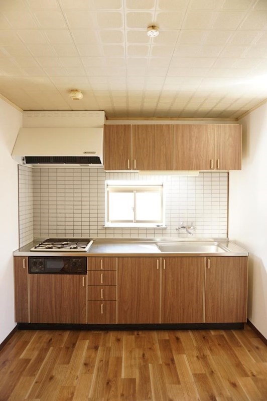 キッチン　３口ガスコンログリル付システムキッチン