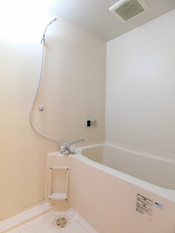 バス・シャワールーム　図面と現状に相違がある場合には現状を優先