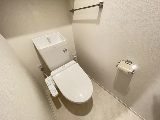 トイレ　※別部屋の写真です