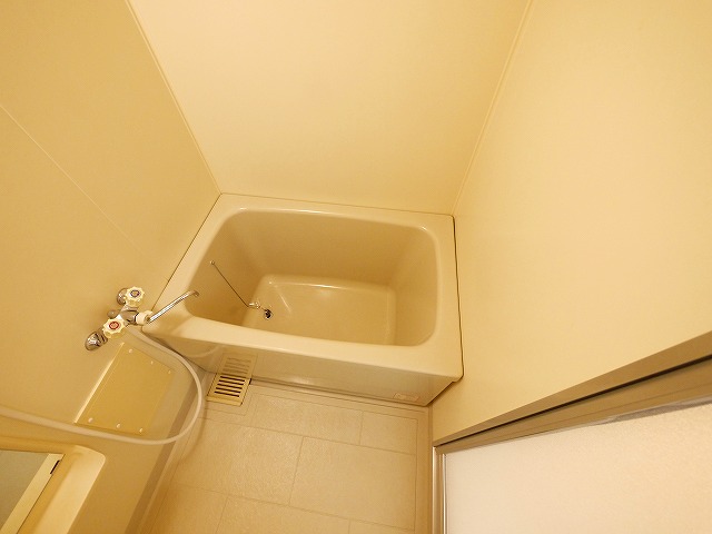 バス・シャワールーム　きれいなお風呂です