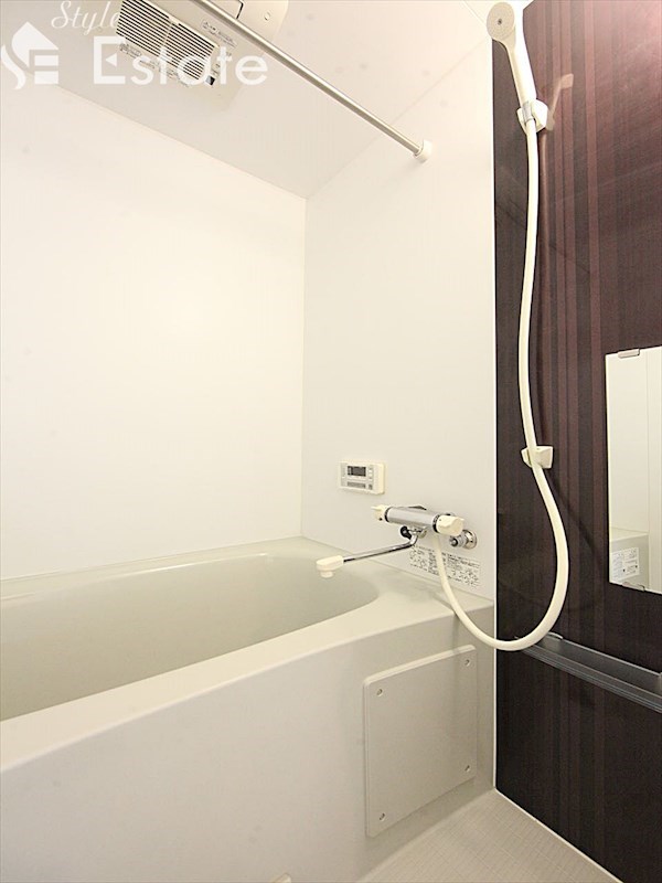 バス・シャワールーム　バスルーム