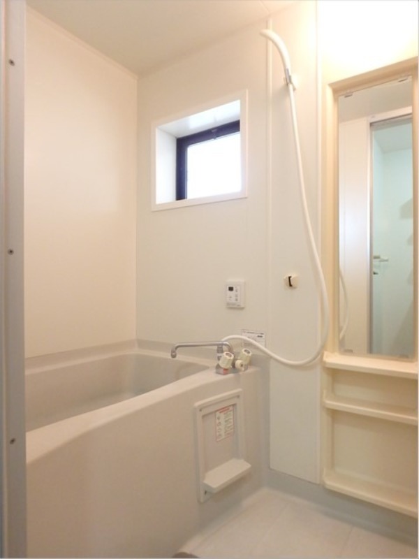 バス・シャワールーム　図面と現状に相違がある場合には現状を優先