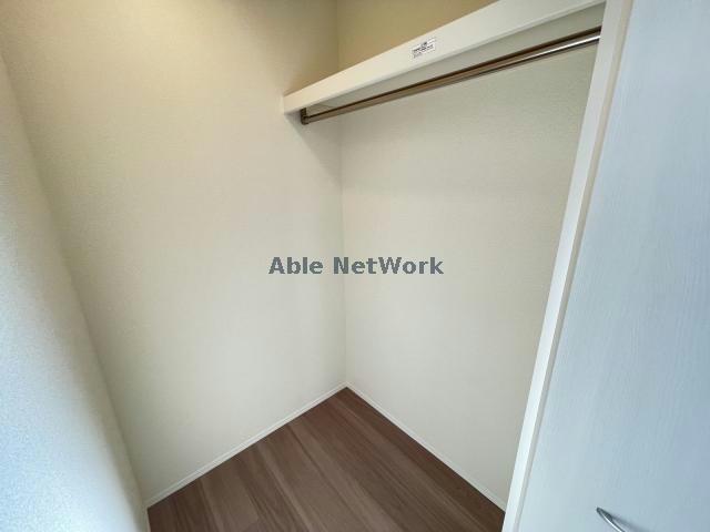 収納　ウォークインクローゼット