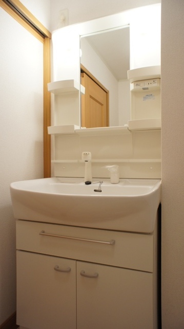 洗面設備　図面と現状に相違がある場合には現状を優先