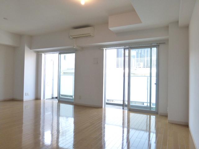 居室・リビング　居室