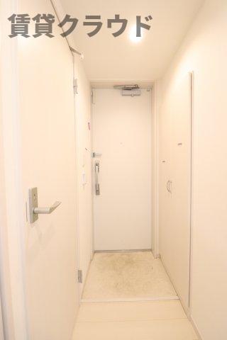 玄関　シューズボックス付きで靴もスッキリ収納！