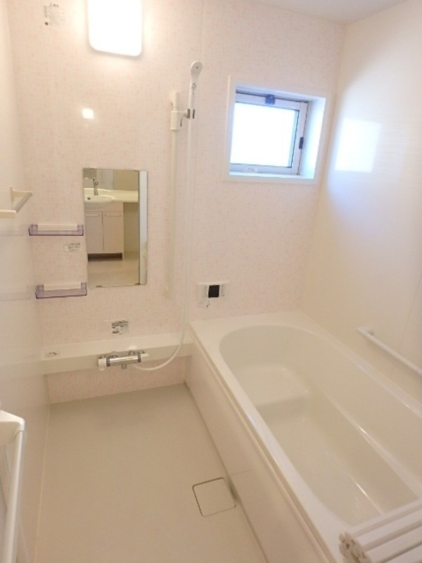 バス・シャワールーム　図面と現状に相違がある場合には現状を優先